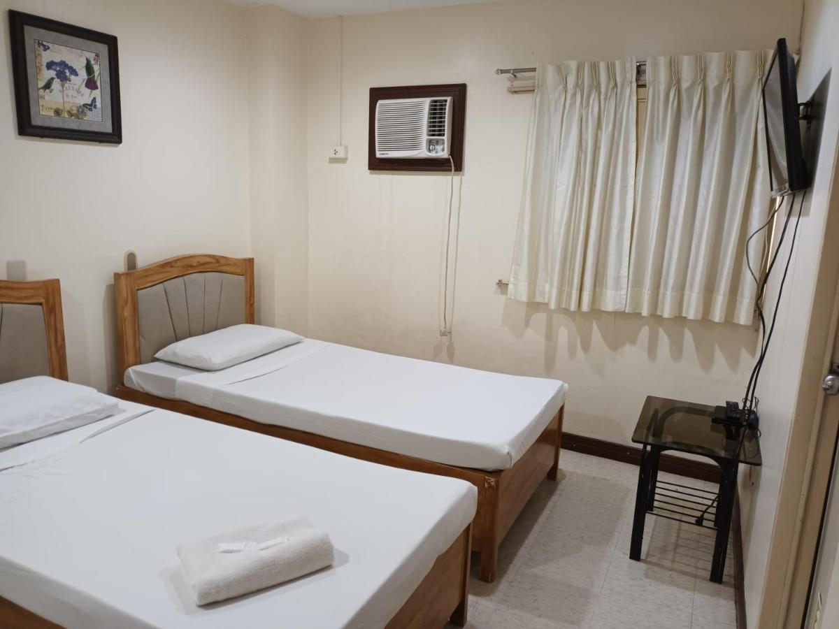 Mactan Pension House Lapu-Lapu City Exteriér fotografie